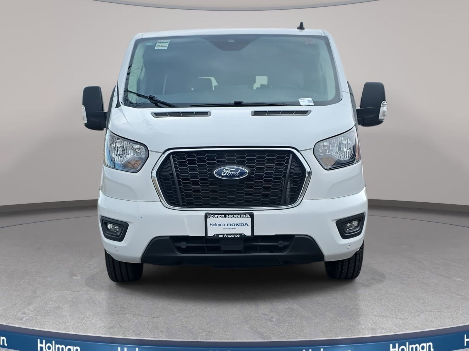 Used 2023 Ford Transit 350 XLT image 3