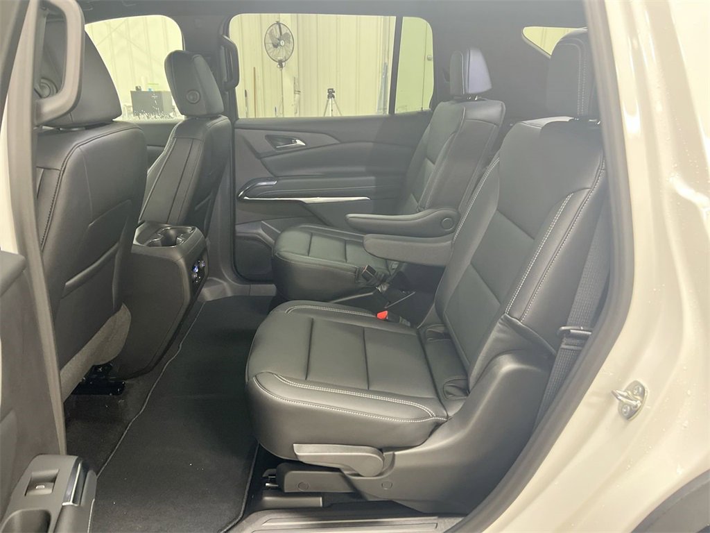 New 2026 Chevrolet Traverse LT w/ Driver Confidence Package image 23