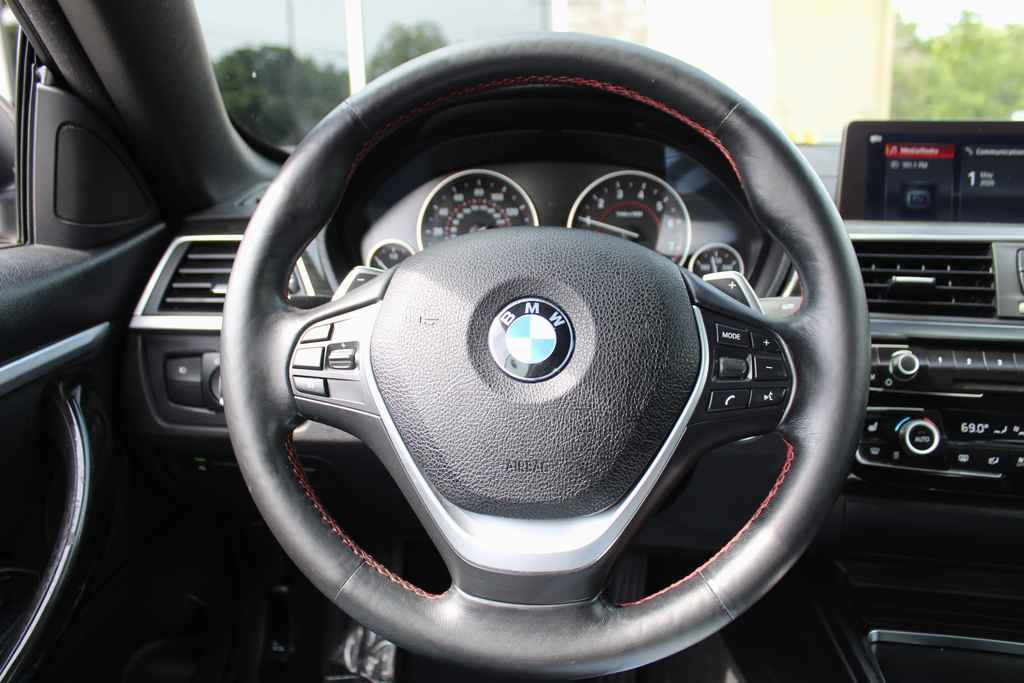 Used 2019 BMW 430i xDrive Convertible w/ Convenience Package AWD/4WD image 17