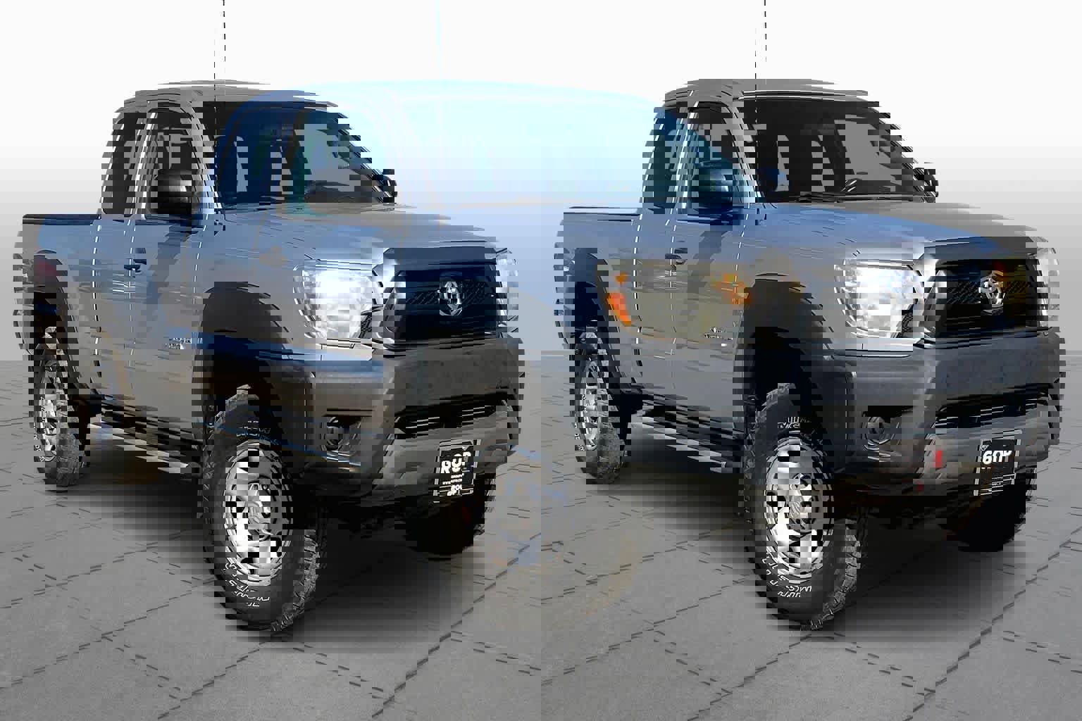 Used 2013 Toyota Tacoma PreRunner w/ Convenience Pkg image 3