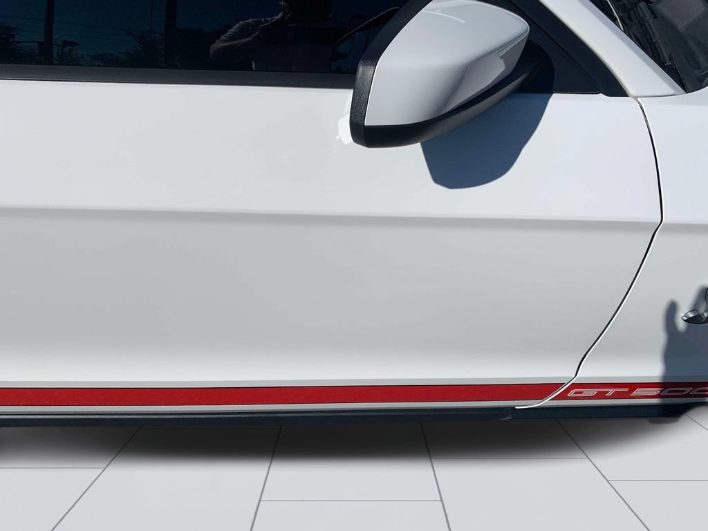 Used 2011 Ford Mustang Shelby GT500 w/ SVT Performance Pkg RWD image 19