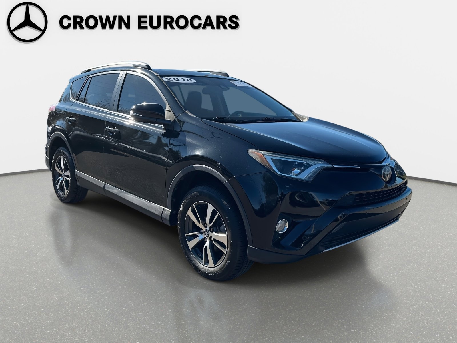 Used 2018 Toyota RAV4 XLE image 8