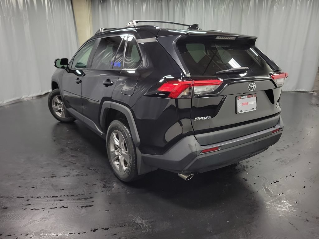 Used 2024 Toyota RAV4 XLE AWD/4WD image 6