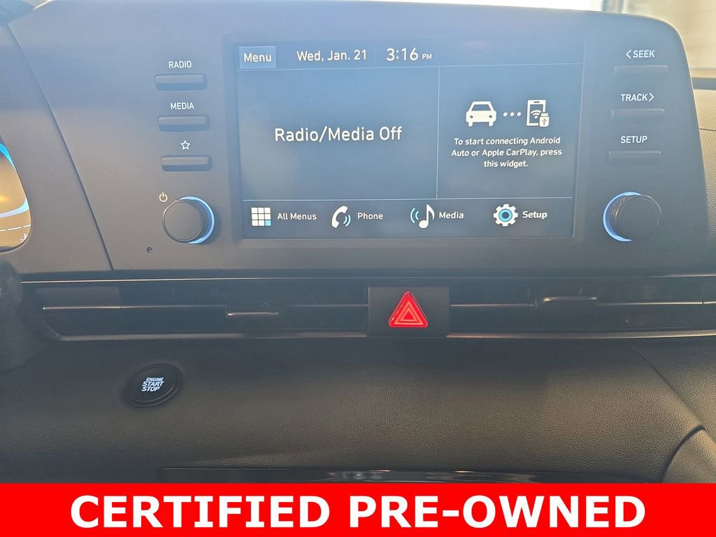 Certified 2025 Hyundai Elantra Sport image 23