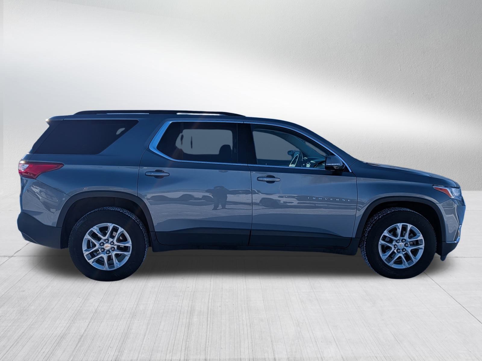 Used 2020 Chevrolet Traverse LT w/ Driver Confidence II Package image 8