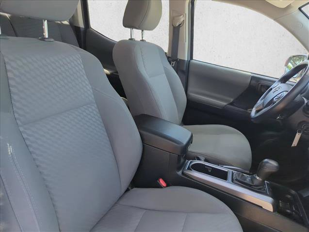 Used 2020 Toyota Tacoma SR5 RWD image 27