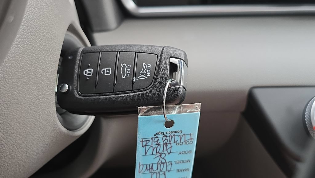New 2026 Hyundai Elantra SE FWD image 31