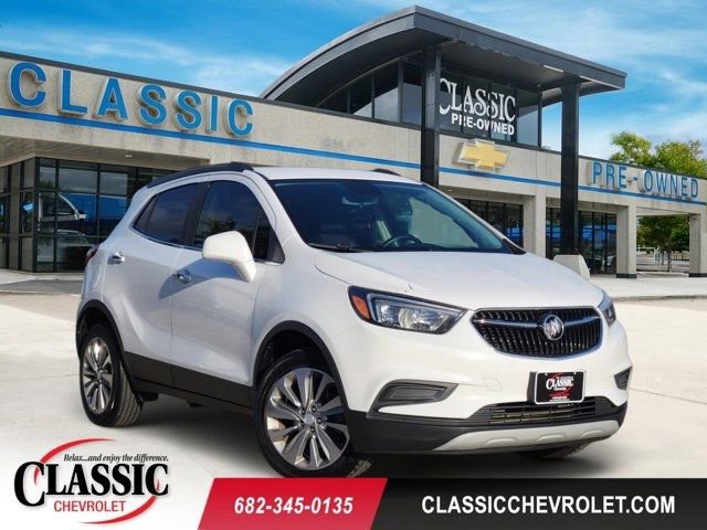 Used 2020 Buick Encore Preferred image 1