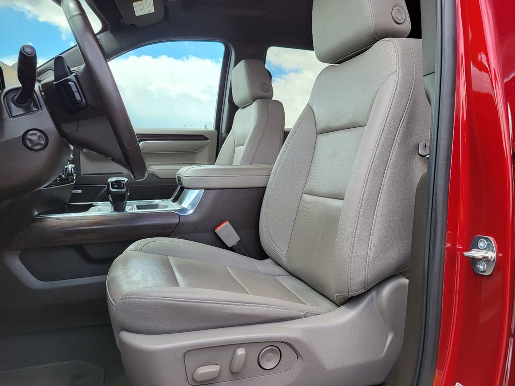 Used 2024 GMC Sierra 1500 SLT w/ SLT Premium Package AWD/4WD image 4