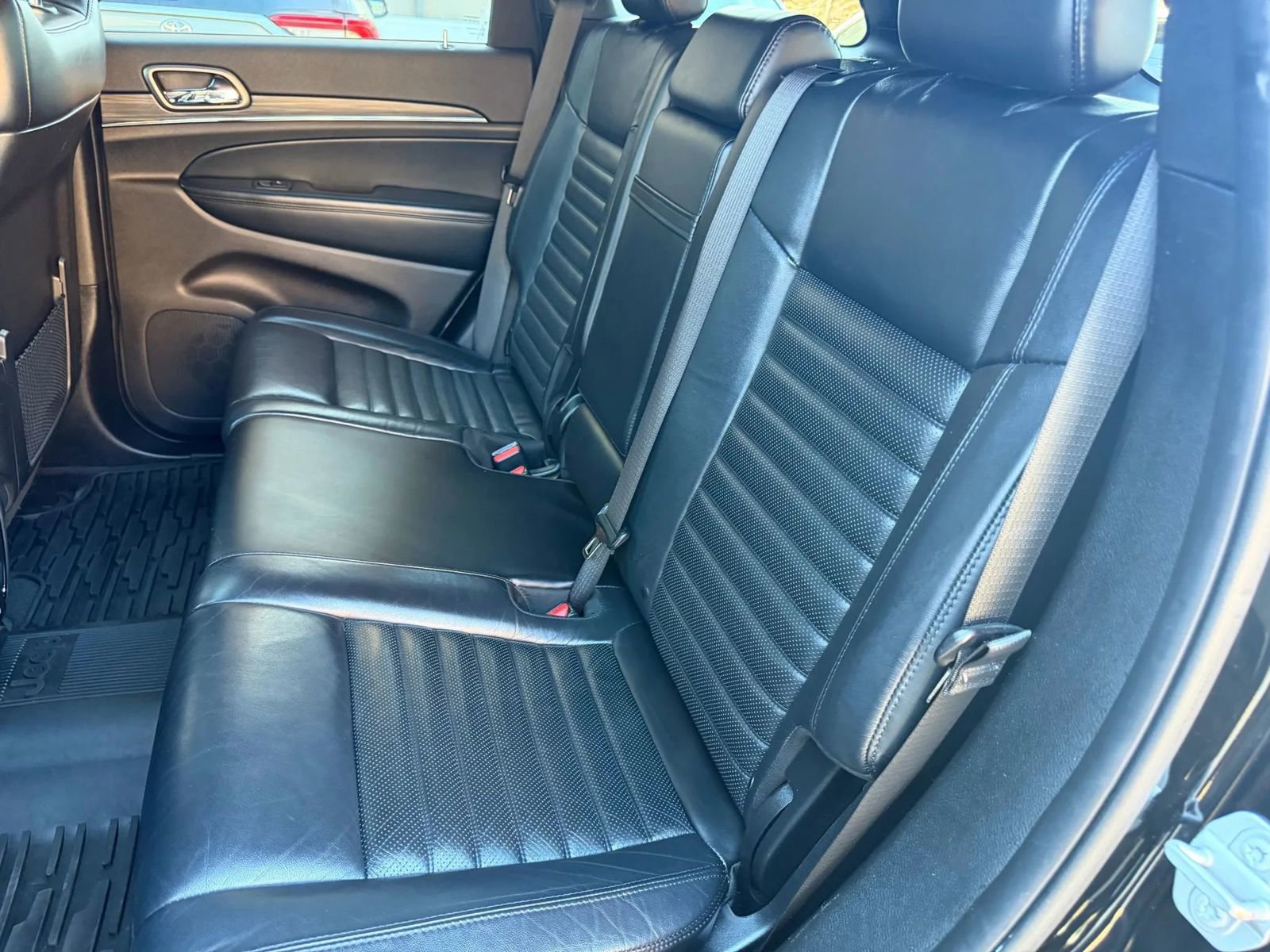 Used 2019 Jeep Grand Cherokee Limited X image 22