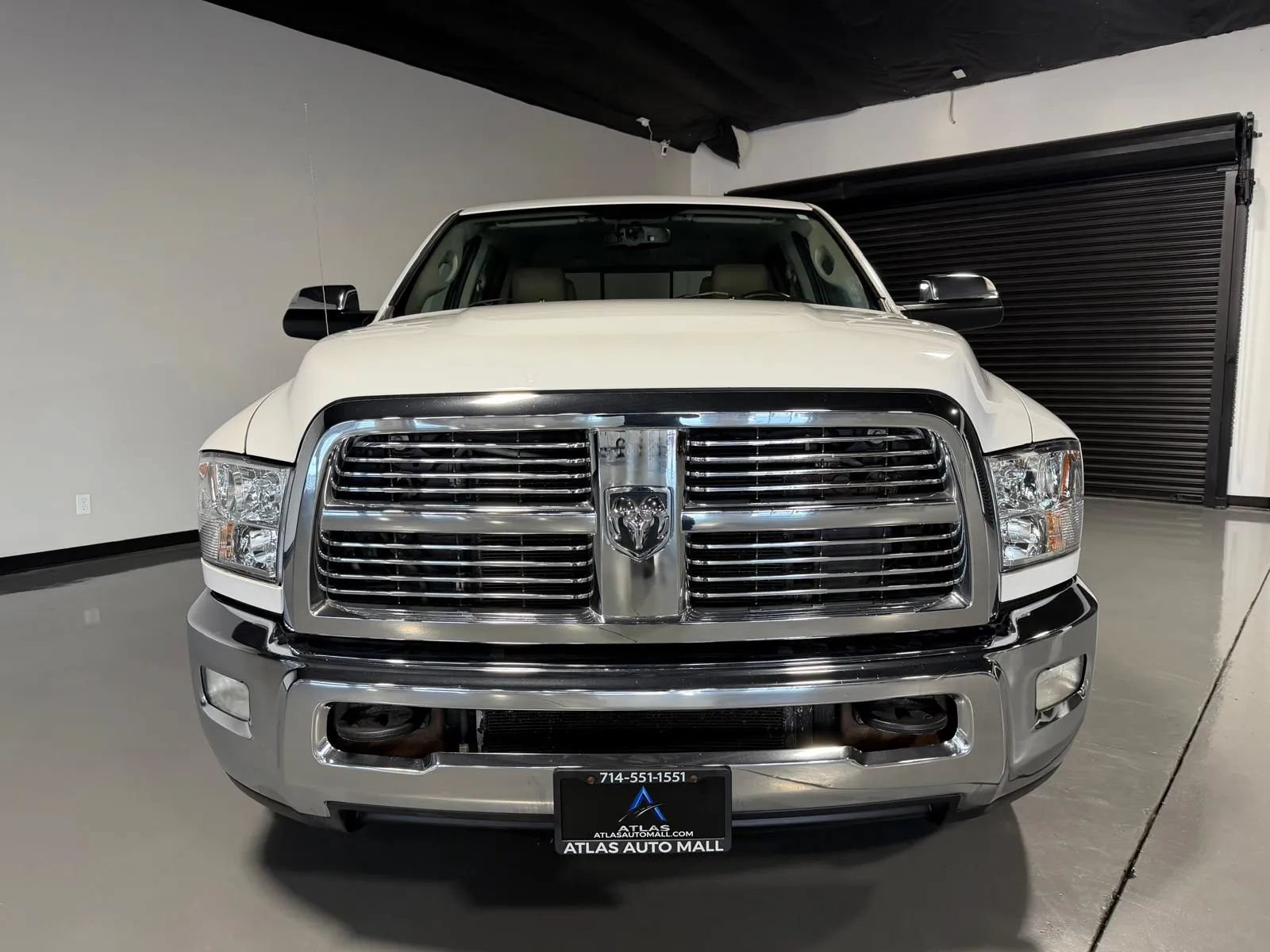 Used 2011 RAM 3500 Laramie RWD image 2