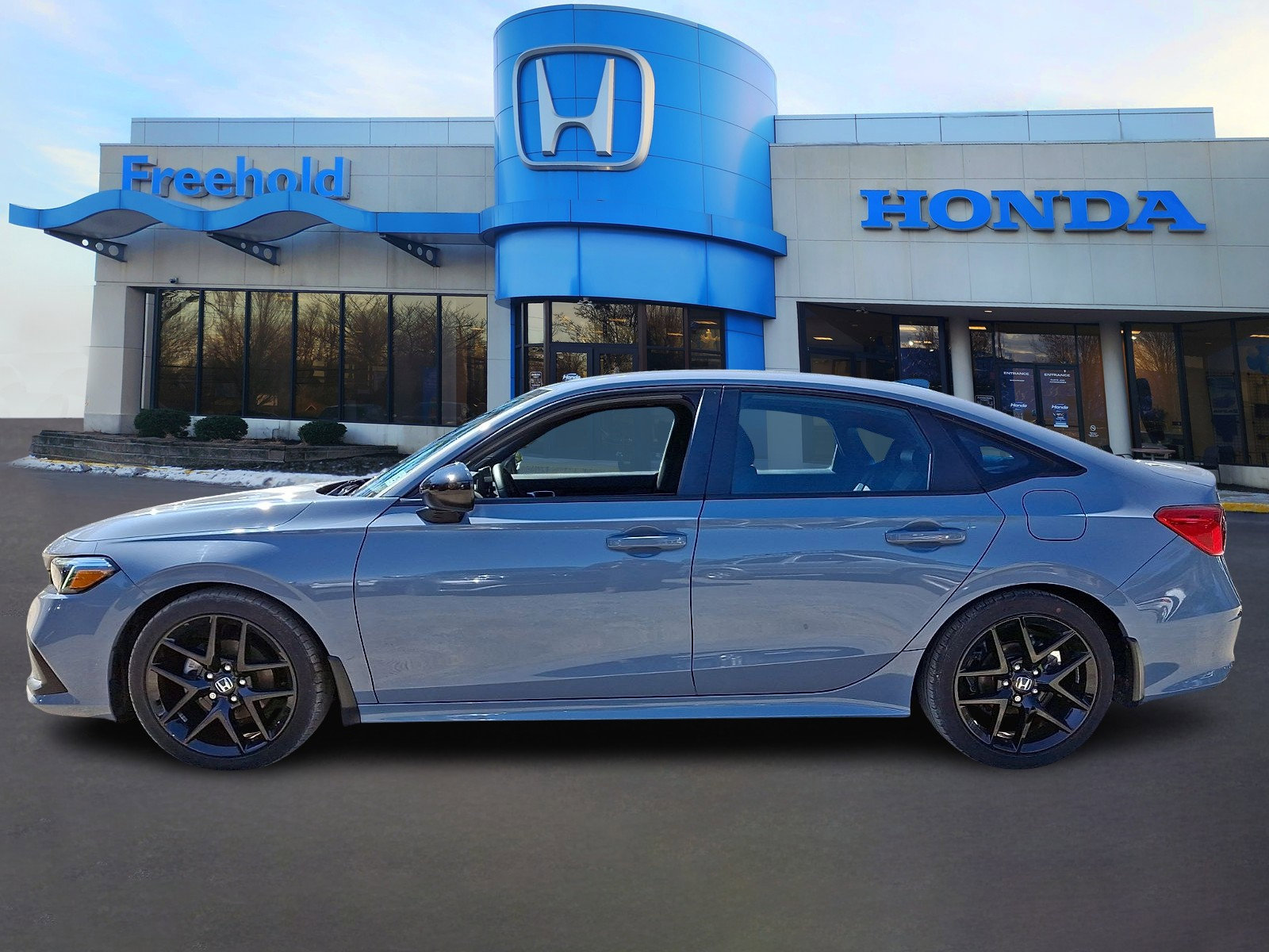 Used 2024 Honda Civic Sport image 4