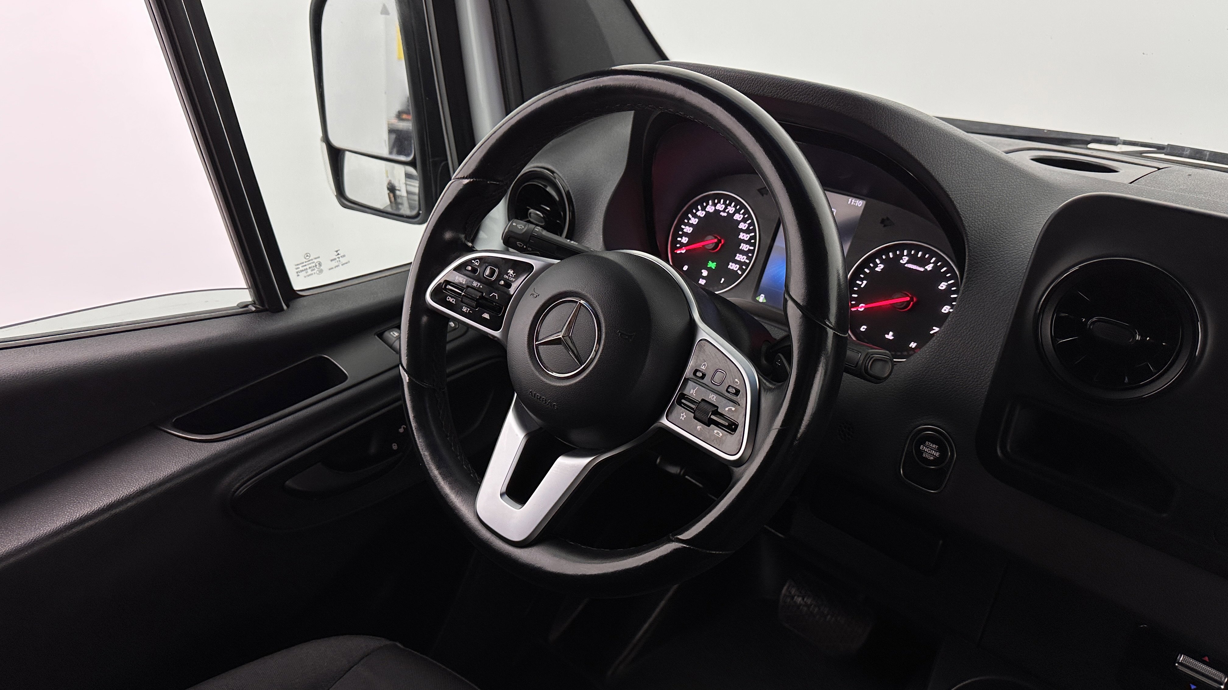 Used 2022 Mercedes-Benz Sprinter 1500 image 19