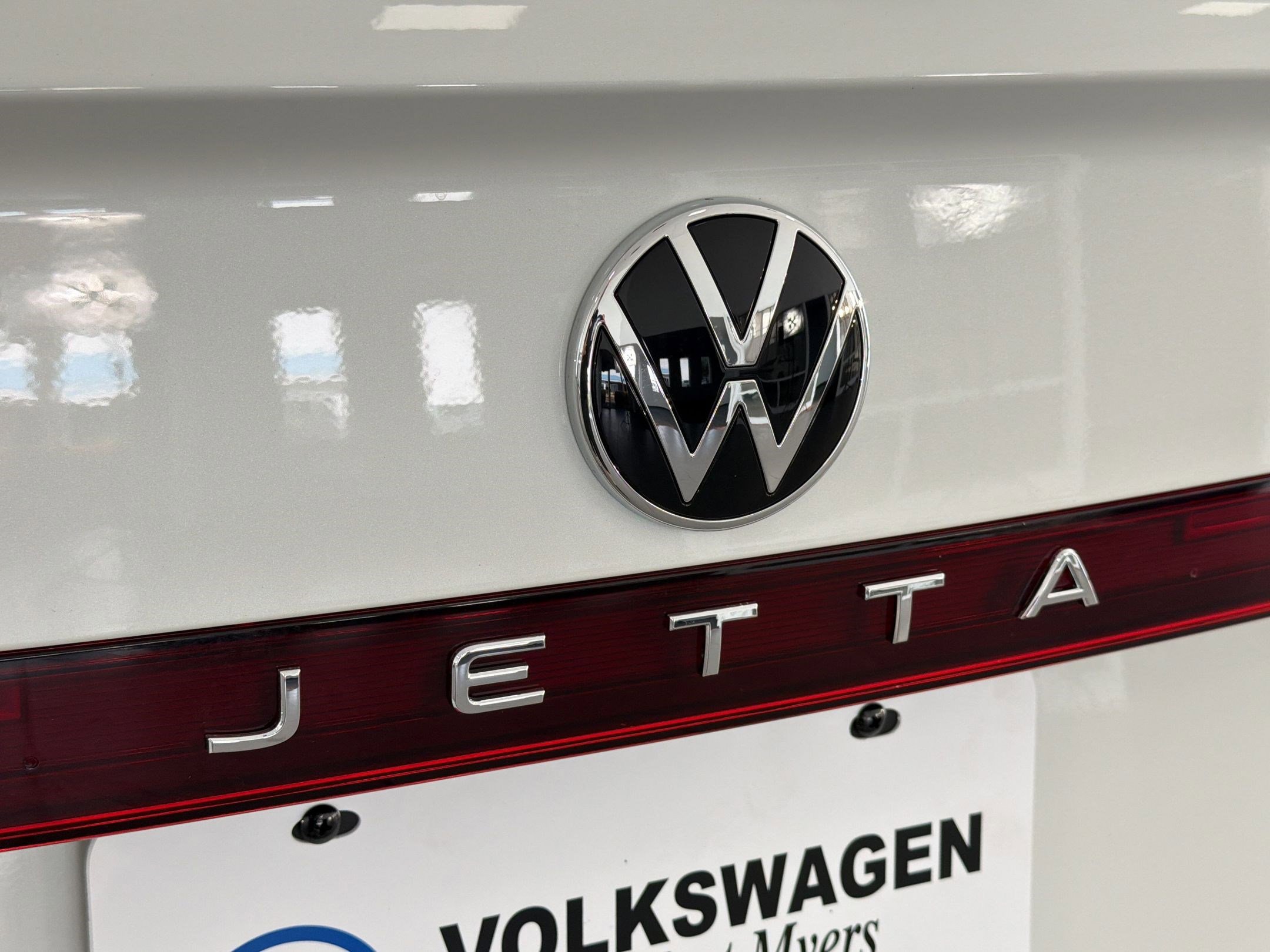 New 2026 Volkswagen Jetta SE FWD image 33
