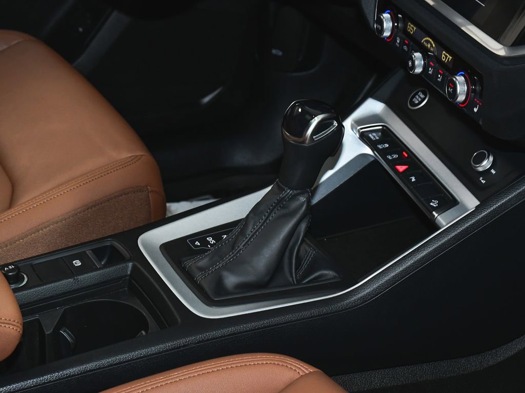 Used 2022 Audi Q3 2.0T Premium w/ Convenience Package image 52