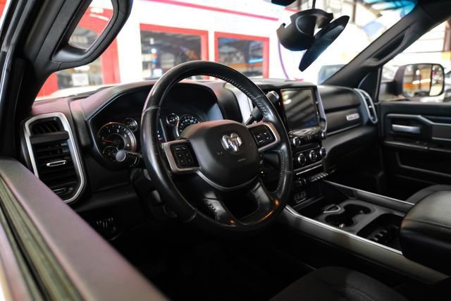 Used 2019 RAM 3500 Lone Star image 16