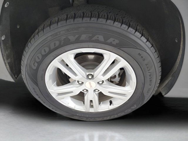 Used 2020 GMC Terrain SLE w/ Driver Convenience Package image 14