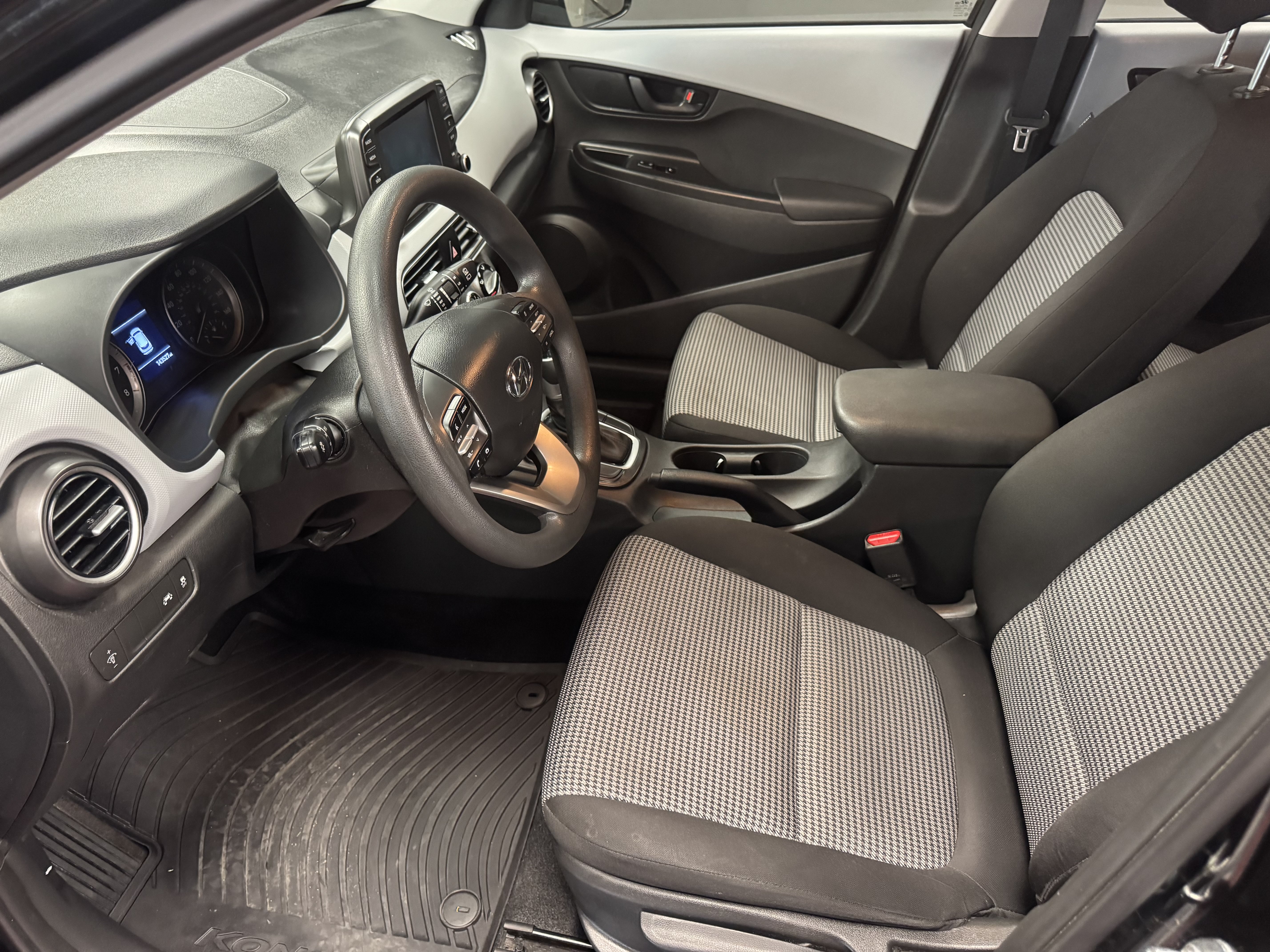 Used 2020 Hyundai Kona SE FWD image 9