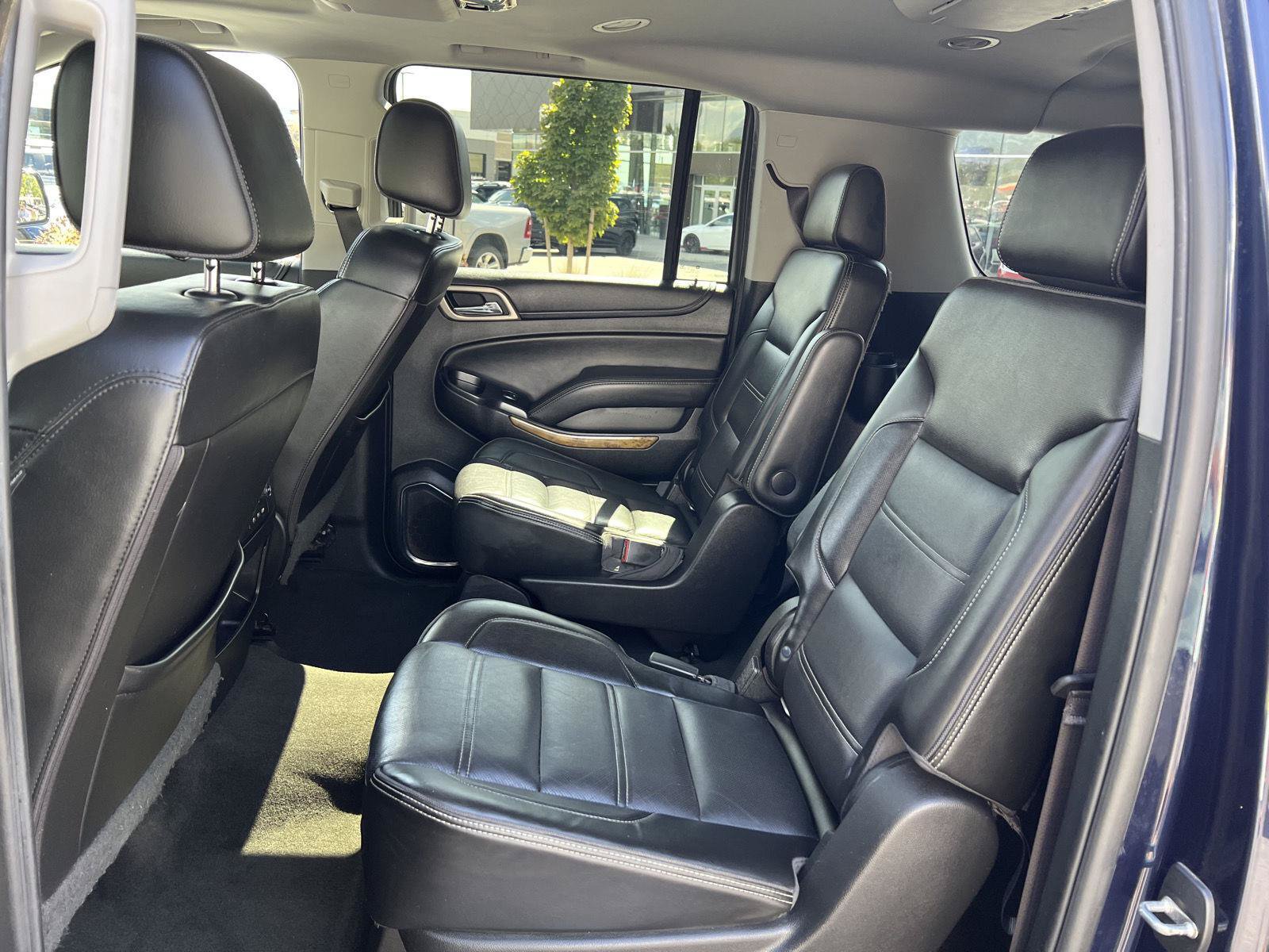 Used 2017 GMC Yukon XL Denali w/ Open Road Package AWD/4WD image 32