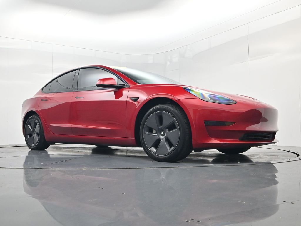 Used 2023 Tesla Model 3 Standard Range image 43