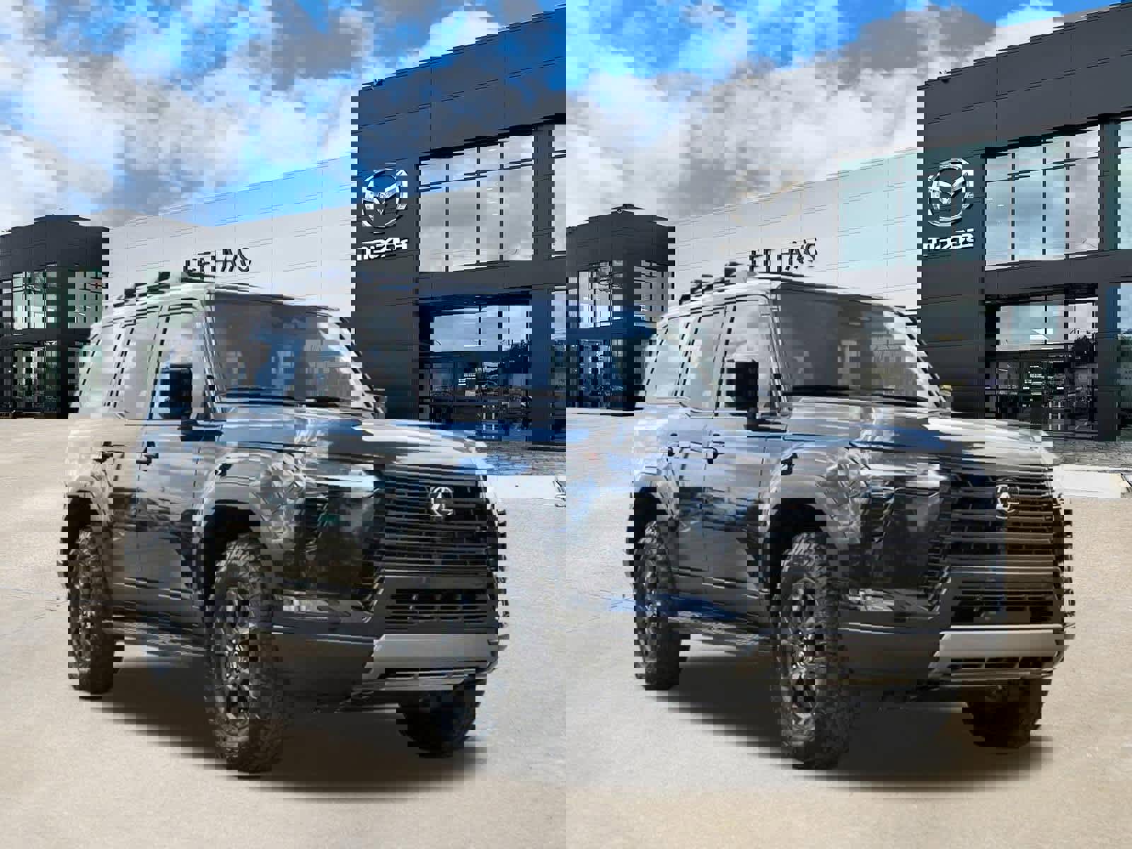 Used 2024 Lexus GX 550 image 4