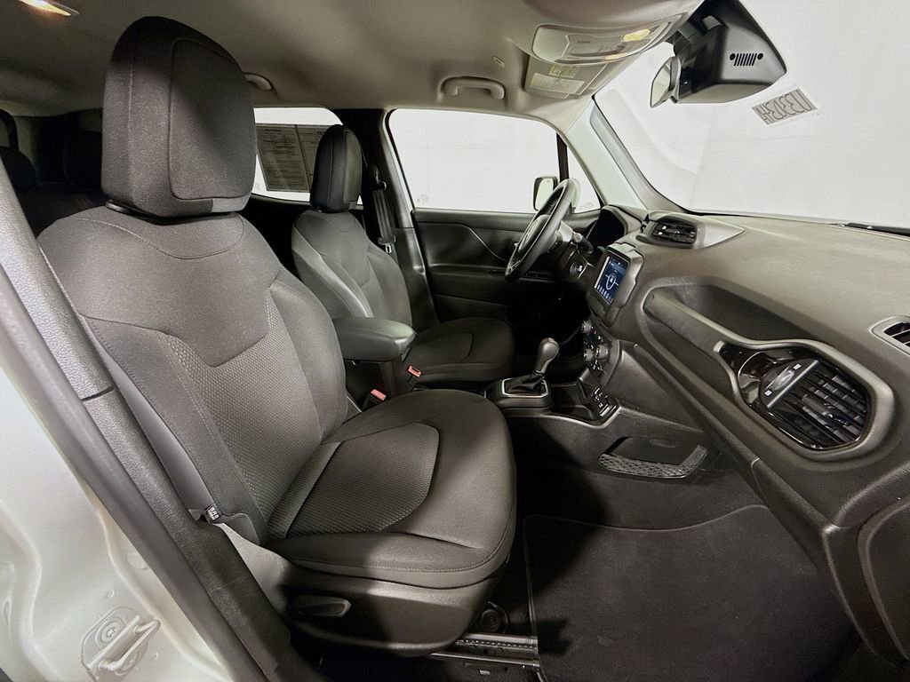 Used 2019 Jeep Renegade Altitude w/ Quick Order Package 2XM image 26