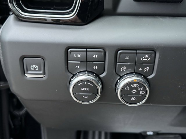 Certified 2025 GMC Sierra 1500 AT4 w/ AT4 Premium Package image 22