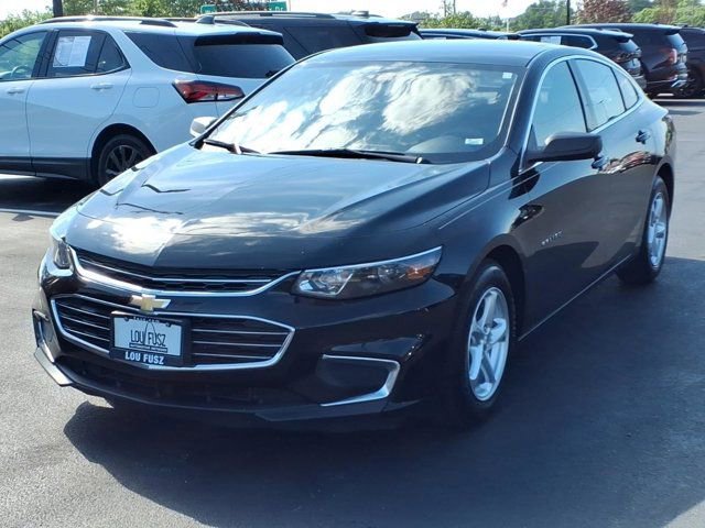 Used 2018 Chevrolet Malibu LS FWD image 2