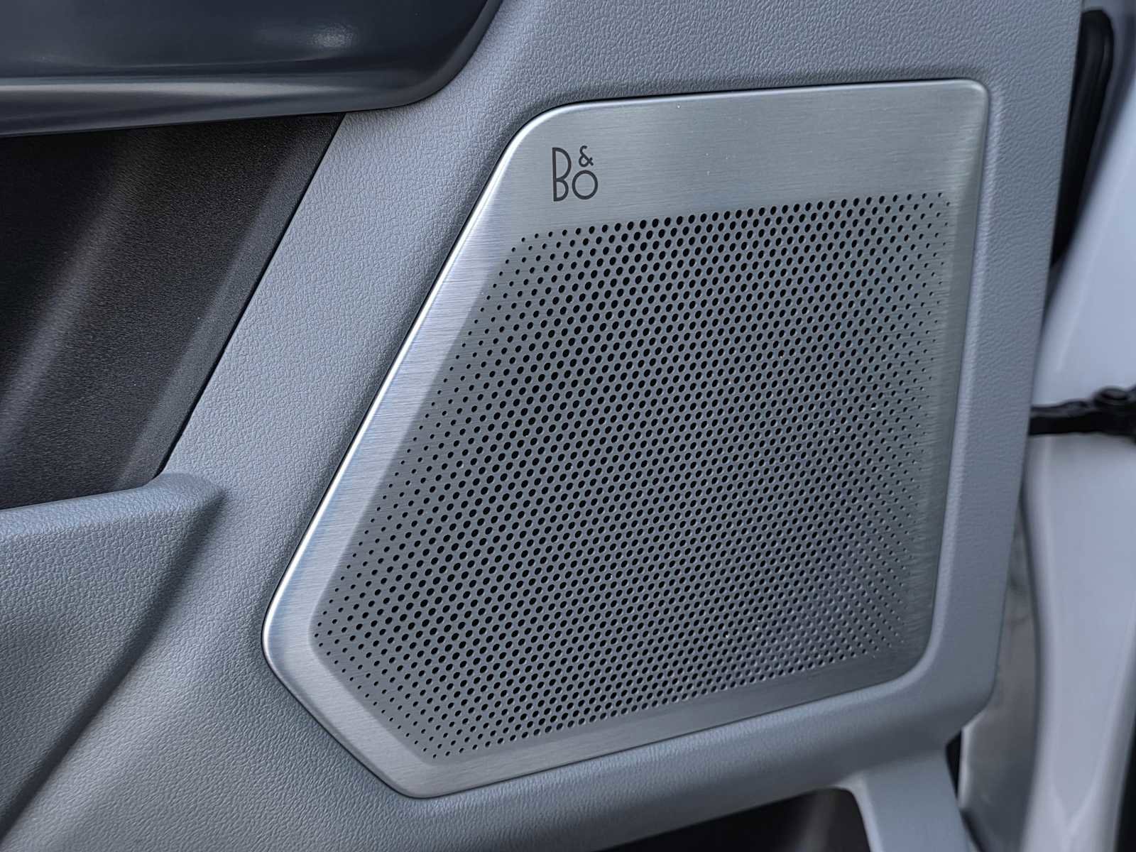 Used 2024 Ford F350 Limited w/ FX4 Off-Road Package image 21