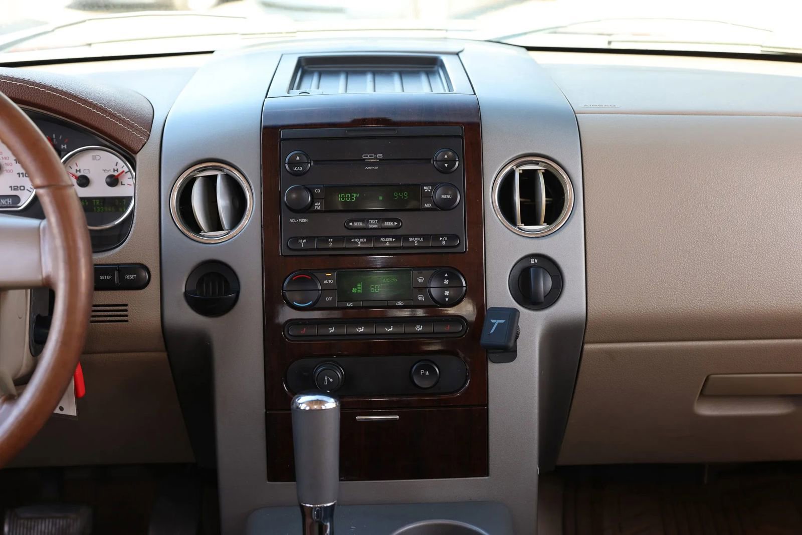 Used 2007 Ford F150 Lariat RWD image 25