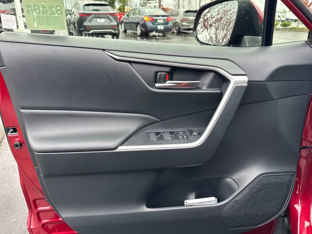 Certified 2025 Toyota RAV4 XLE w/ Convenience Package image 11