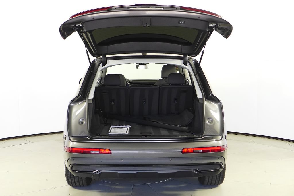 Used 2023 Audi Q7 2.0T Premium Plus w/ Premium Plus Package AWD/4WD image 10