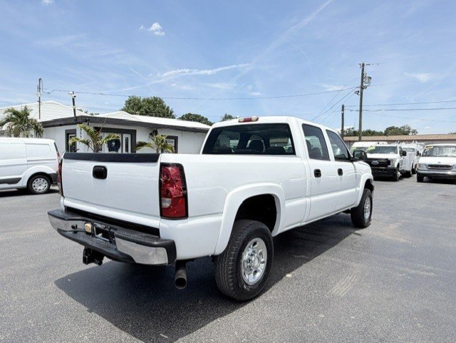 Used 2006 Chevrolet Silverado 2500 W/T w/ Heavy-Duty Power Package RWD image 5