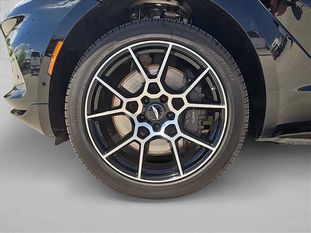 Used 2022 Aston Martin DBX AWD/4WD image 25