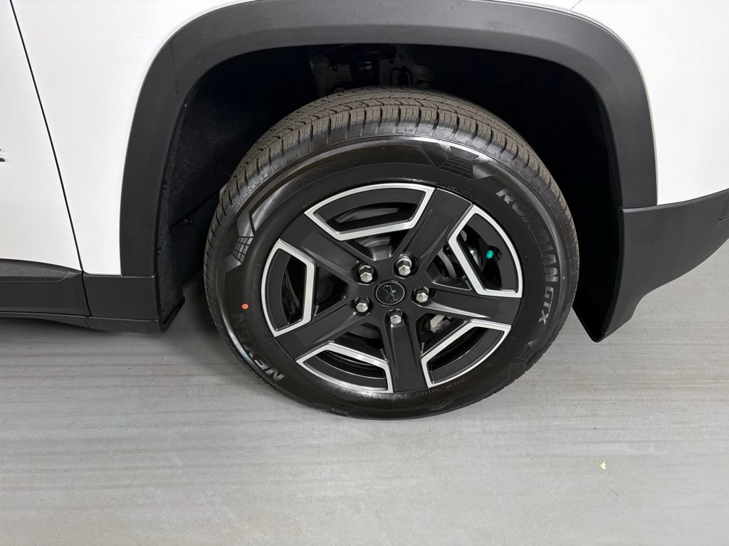New 2026 Jeep Cherokee Laredo AWD/4WD image 10