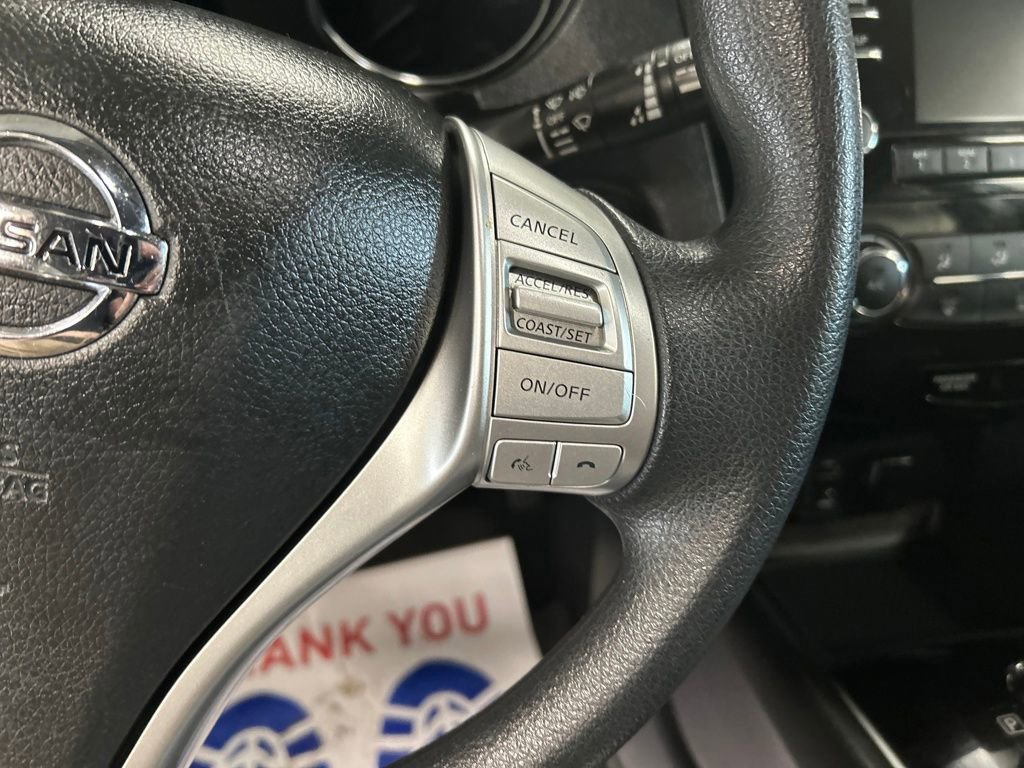 Used 2016 Nissan Rogue S image 17