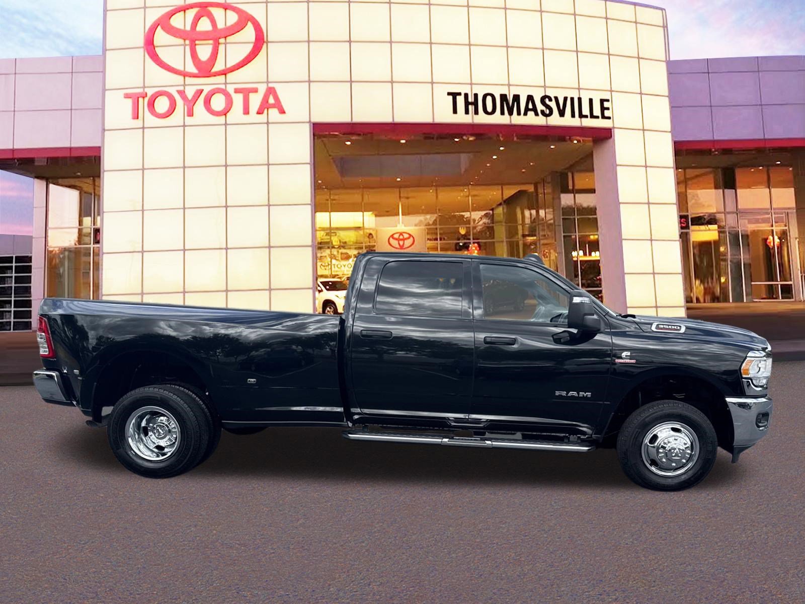 Used 2024 RAM 3500 Big Horn image 4