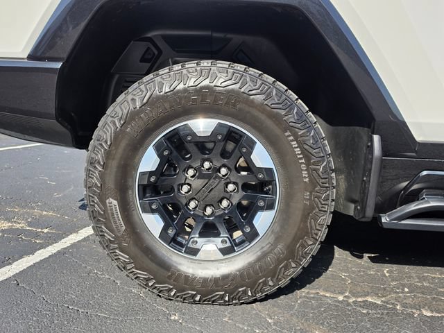 Used 2022 GMC Hummer EV Edition 1 w/ LPO, Illumination Package AWD/4WD image 6