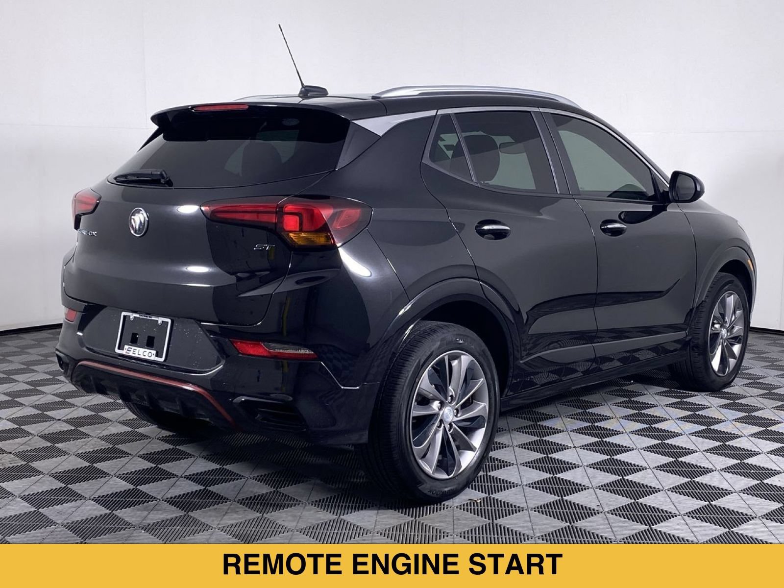 Certified 2023 Buick Encore GX Select w/ Sport Touring Package FWD image 18