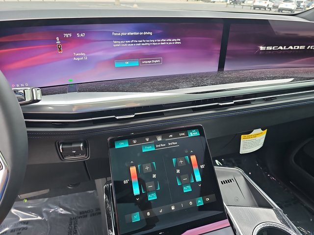 New 2026 Cadillac Escalade IQL Sport 1 w/ LPO, ONYX Package image 21