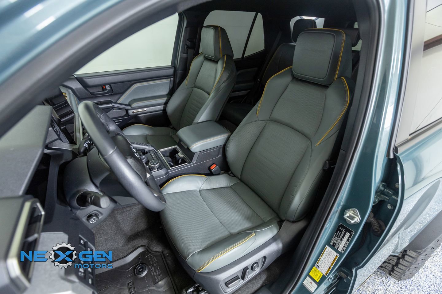 Used 2025 Toyota 4Runner Trailhunter image 22