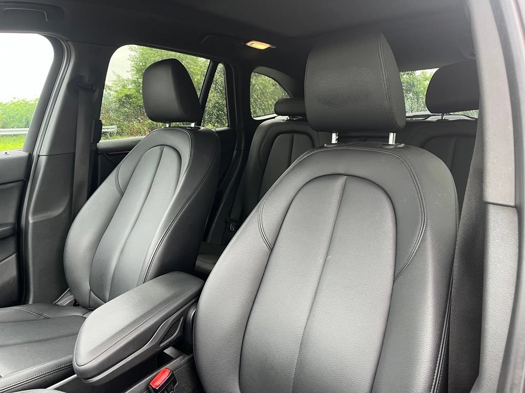 Used 2022 BMW X1 sDrive28i w/ Convenience Package FWD image 17