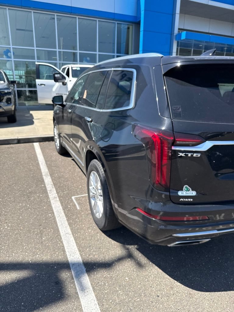 Certified 2024 Cadillac XT6 Luxury w/ LPO, Floor Liner Package AWD/4WD image 11