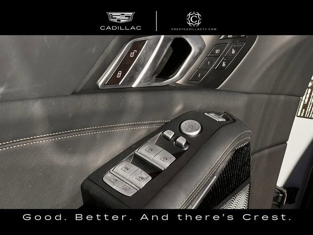 Used 2024 BMW X7 M60i w/ Executive Package image 21