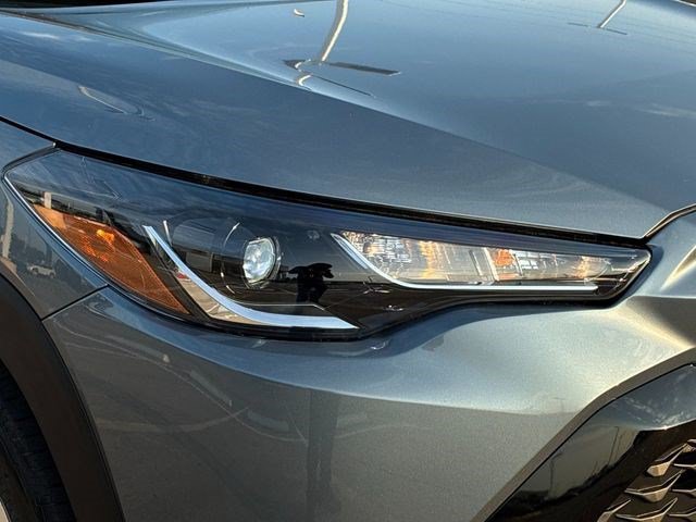 Certified 2024 Toyota Corolla Cross AWD Hybrid image 27