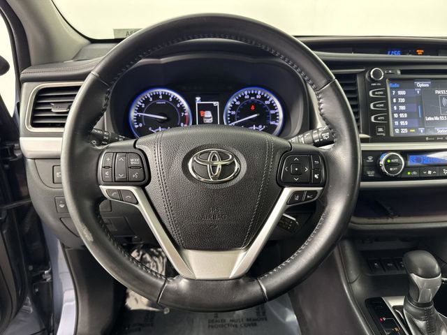 Used 2018 Toyota Highlander Limited AWD/4WD image 10
