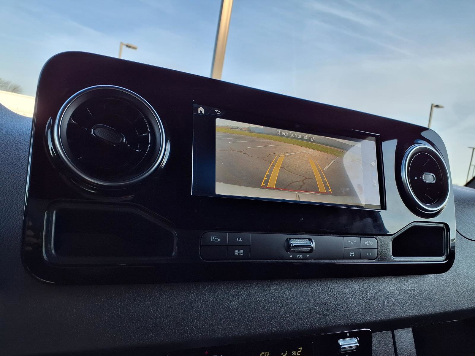 Used 2025 Mercedes-Benz Sprinter 2500 image 6