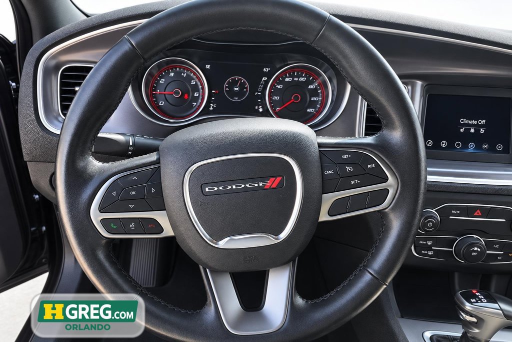 Used 2020 Dodge Charger SXT w/ Leather Interior Group RWD image 13