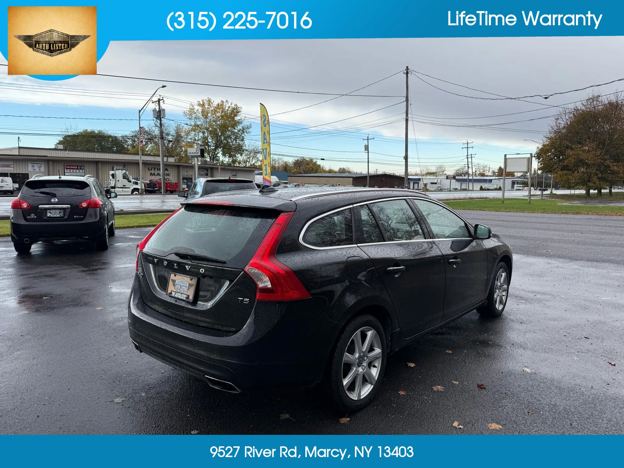 Used 2017 Volvo V60 T5 Premier w/ Convenience Package image 5