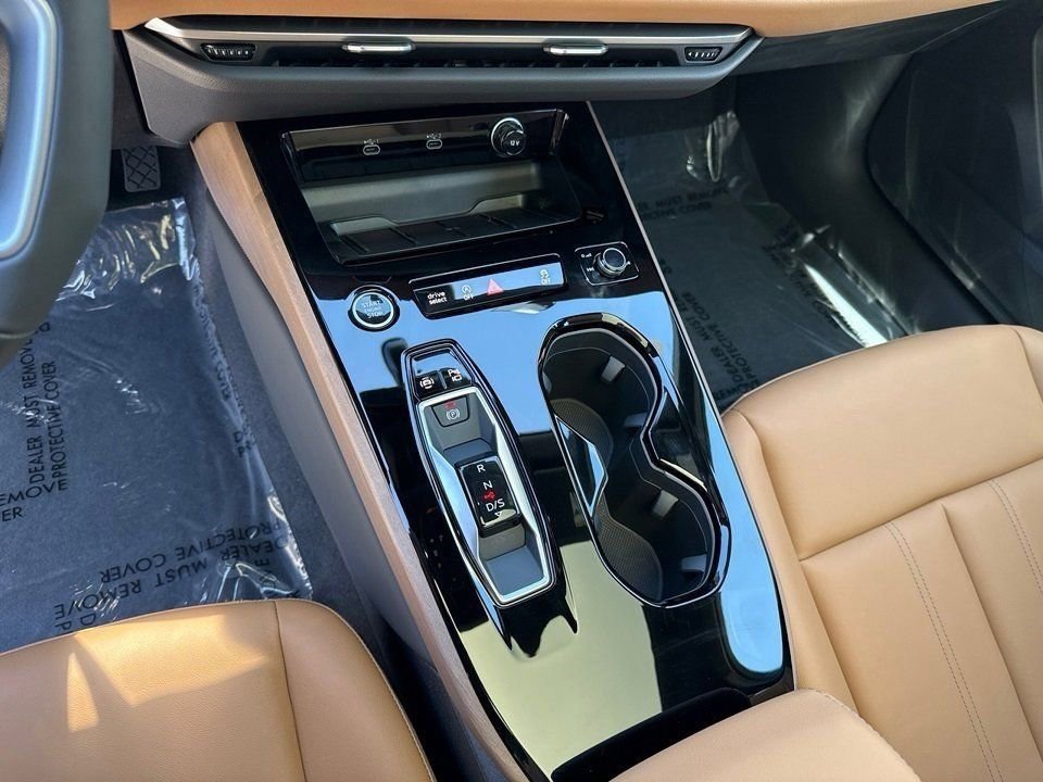 Used 2025 Audi A5 2.0T Premium w/ Convenience Package image 17